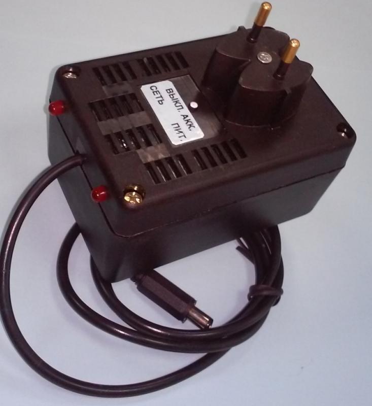 Блок бесперебойного питания в корпусе сетевого адаптера KROSUPS 220-12V